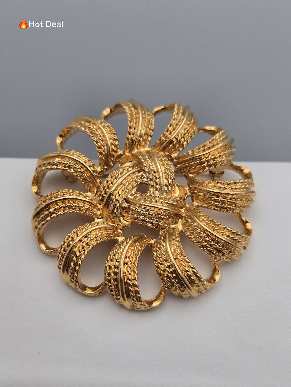 Monet Galaxy Spinning Wheel Gold Tone Brooch 1960s 1970s Vintage 2"